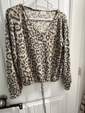 womens long sleeve top small V Neck