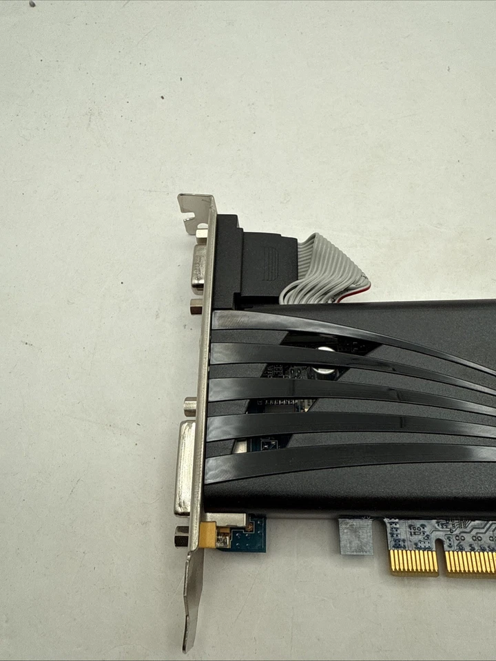 ASUS EN8400GS/DI/512MD2(LP) Graphics Card PCIe DVI VGA HDMI - Image 2 of 4