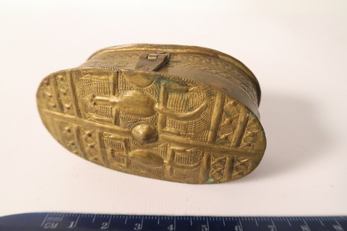 old gold dust box Akan HK07 75x45mm old used brass sheet box container Ashanti - Picture 12 of 12