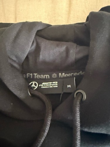 AMG Mercedes Petronas F1 Hoodie size medium - Picture 6 of 7