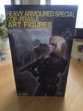 Anderson RARE - Female Cop 1:6th - Art Figure...