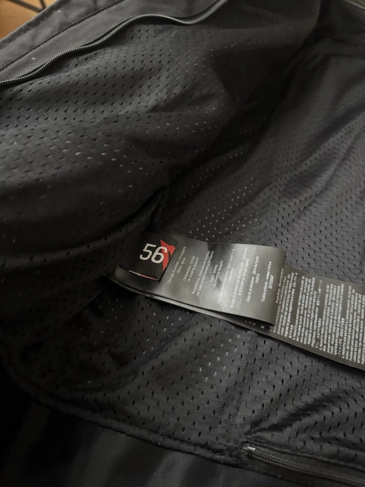 Chaqueta Dainese Para Hombre Motocicleta Moto Cuero Carreras Deportes Corredor Talla 56 Foto 2 de 4