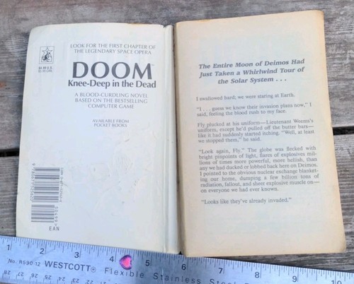 Doom Hell on Earth Dafydd - Hugh & Brad Linaweaver 1995 Paperback FIRST PRINT - Picture 4 of 15