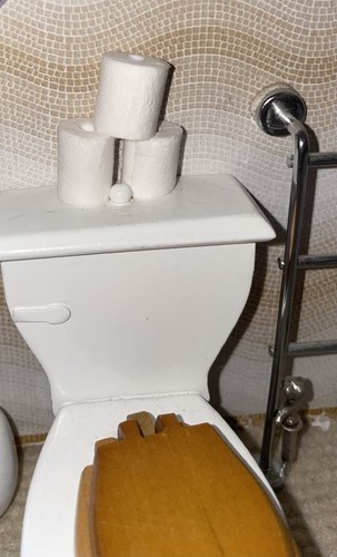1:12 Puppenstube Miniatur Toilettenpapier NEU Bad Taschentücher Klo verschiedene Izal - Bild 2 von 10