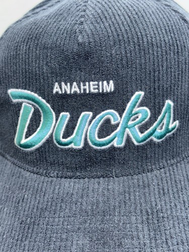 Vintage ANAHEIM DUCKS Embroidered Hat NHL 47 Brand Corduroy Black Hockey - Picture 2 of 12
