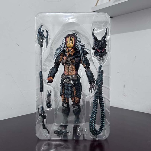 The Ultimate Alien Hunter Predator Clan Leader Figure Predator Vs Aliens Model - Picture 9 of 14