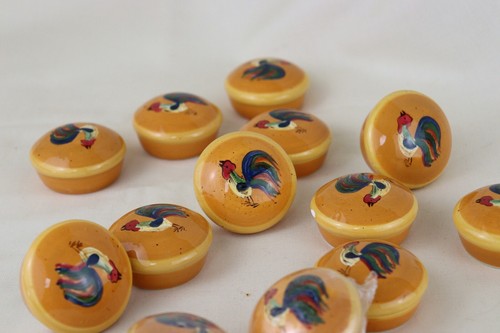 Rooster in Yellow Sunrise ceramic Drawer Pulls Handle Knobs Kitchen - Picture 8 of 9