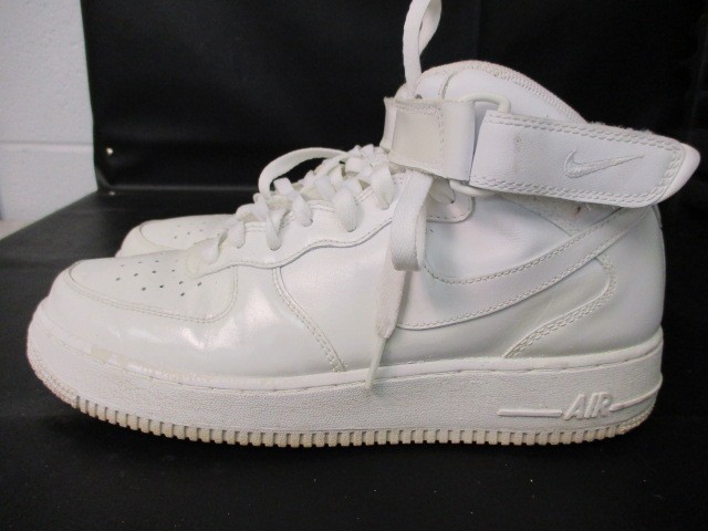 Nike Air Force 1 Uomo Bianco Di Seconda Mano Basket Vita Alta 9,5 Nike Air Force 1 Uomo Basket Bianco Di Seconda Mano Basket Uomo Vita Alta 9,5 332678