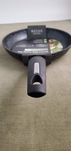 Tower Cerastone Forged Aluminium Frying Pan with Non Stick Coating 24cm/1.69QT - Picture 6 of 9