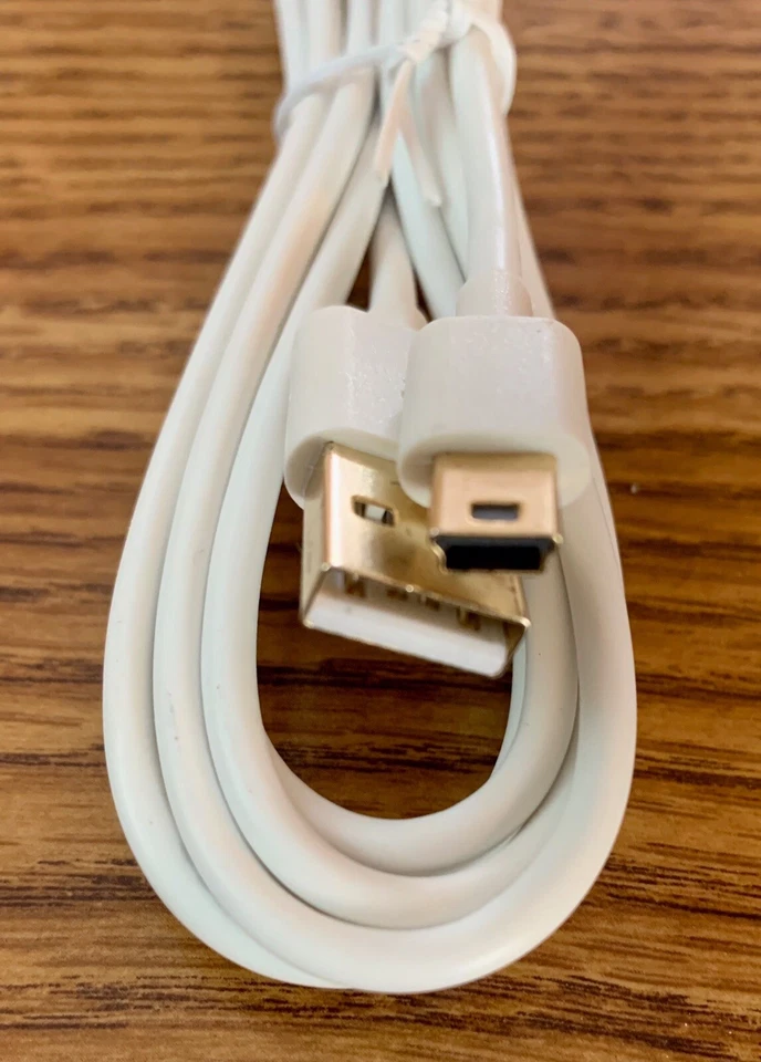 Class 2 Power Supply Input:100-240V~ 50/60Hz, Output:5V 1.0A, USB A to Mini USB - Image 3 of 4