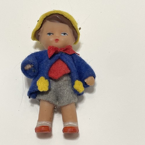 Vintage 1980 Miniature German 3" Rubber Doll pair With Ethnic Clothes - Picture 4 of 6