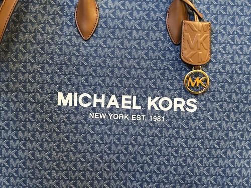 BOLSO DE HOMBRO MICHAEL KORS MIRELLA GRANDE ESTE OESTE - Imagen 46 de 106