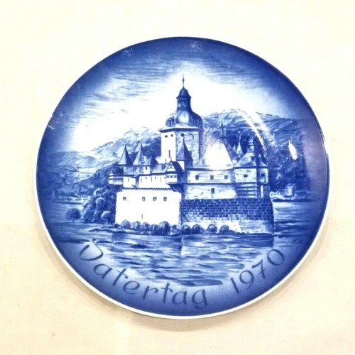 BAREUTHER WALDSASSEN BAVARIA CASTLE VATERTAG 1970 PLATE BLUE & WHITE FATHERS DAY - Picture 6 of 10