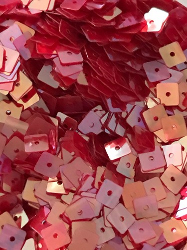 Sequins 5mm Square Raspberry Pink AB Iridescent Transparent Choose Pack Size  - Picture 1 of 2