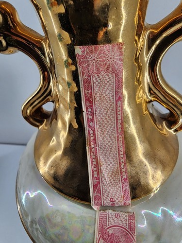 COLLECTIBLE DECANTER JIM BEAM.BEAUTIFUL VASE/TROPHY CERAMIC RARE EMPTY - Picture 9 of 9