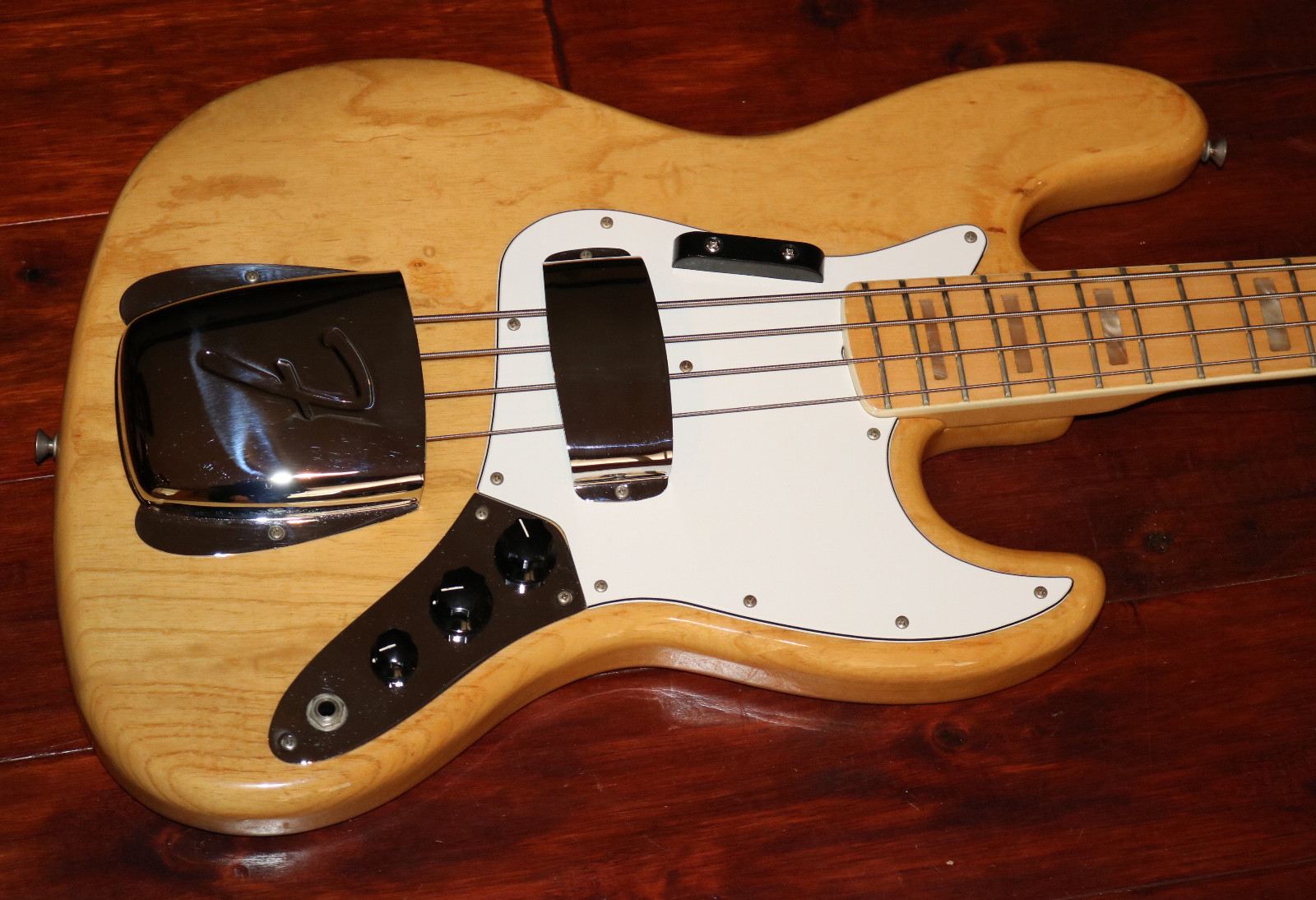 Fender Jazz Bass de 1974 (FEB0328) Fender Jazz Bass de de de 1974 (FEB0328) 5ed84b