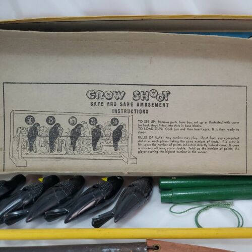 Vintage 1950s Jaymar Crow Shoot Game complete with 3 Toy Rifles , 5 crows & Box - Picture 8 of 12