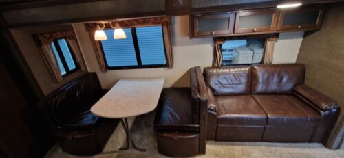 2016 KEYSTONE Bullet Premier 31BHPR 2 Bedroom 2 Slide Outs American Caravan RV - Picture 16 of 18