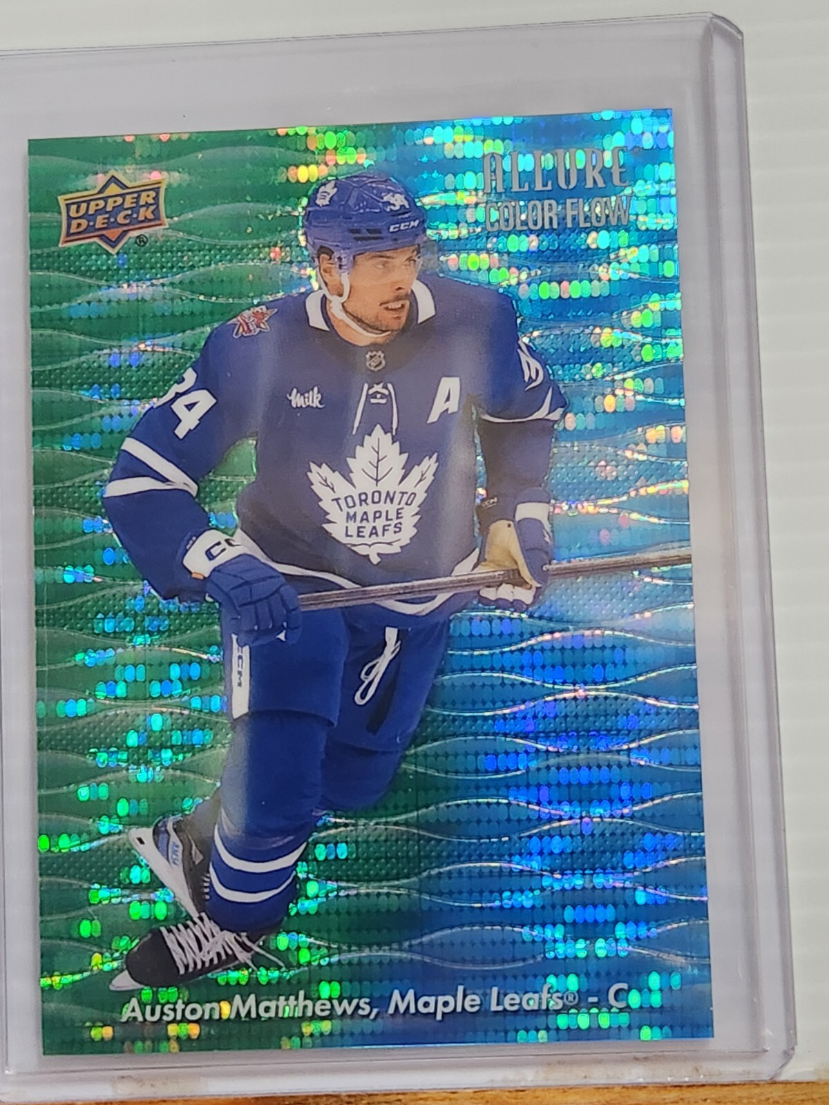 Auston Matthews 2023-24 Upper Deck Allure COLOR FLOW GREEN-BLUE SPECTRUM #'d/50