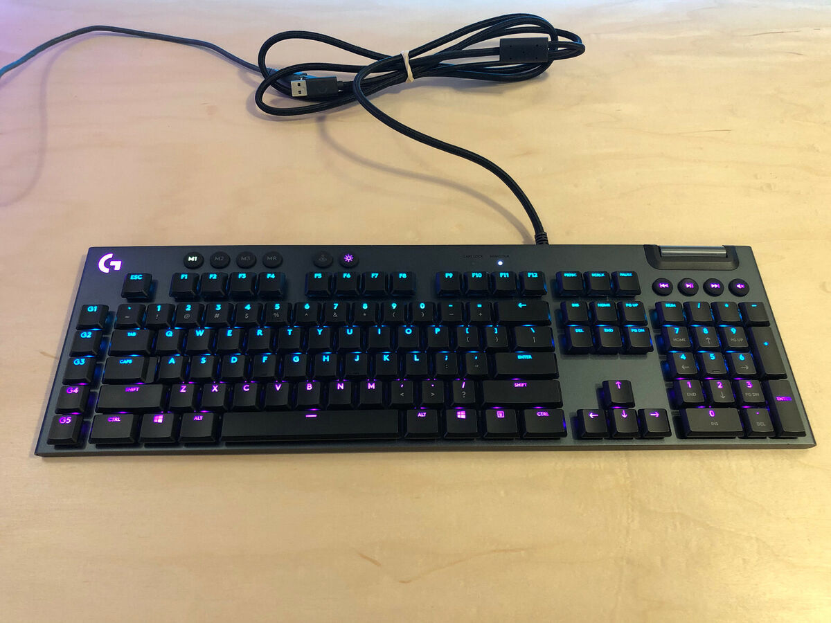 Logitech G815 LightSync RGB Mechanical Gaming Keyboard - GL Logitech G815 LightSync RGB Mechanical Gaming Keyboard - GL
