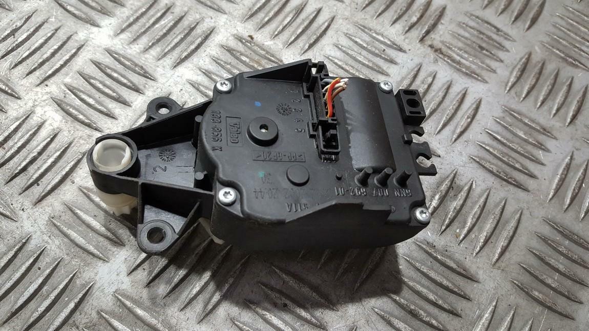 Picture 1 of 4