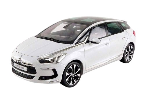Vorderer Linker Kotflügel Weiß Citroen DS5 2.0 HDI (2011-2015) - Zdjęcie 2 z 10