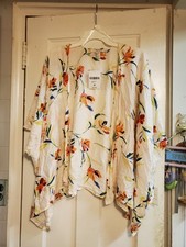 NEW Forever 21 BLUSH FLORAL KIMONO Woven Cardigan Shrug Womens Size M Medium NWT