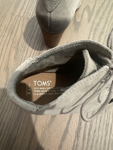 Neu ohne Karton Toms Damengröße 7,5 wüstentraupe Lunata brüniertes Wildleder Schnürstiefelette - Bild 6 von 12