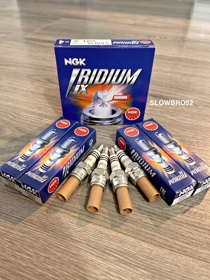 NGK CR9EIX Iridium IX Spark Plugs  Stock #3521 4 Pack