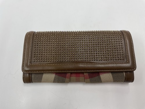 Portafoglio Burberry House con borchie a quadri - Foto 2 di 24