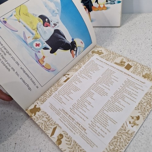 Pingu Little Golden Book hardcover x2 Bundle Lot Pingu & Robby, Pingu & Arrival - Picture 6 of 17