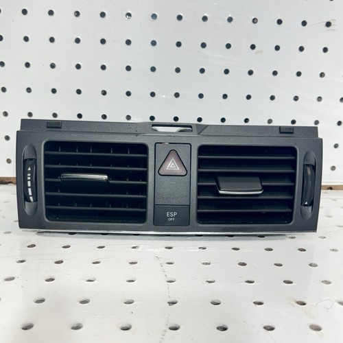 08-11 Mercedes w204 C300 c350 mount and front center vent