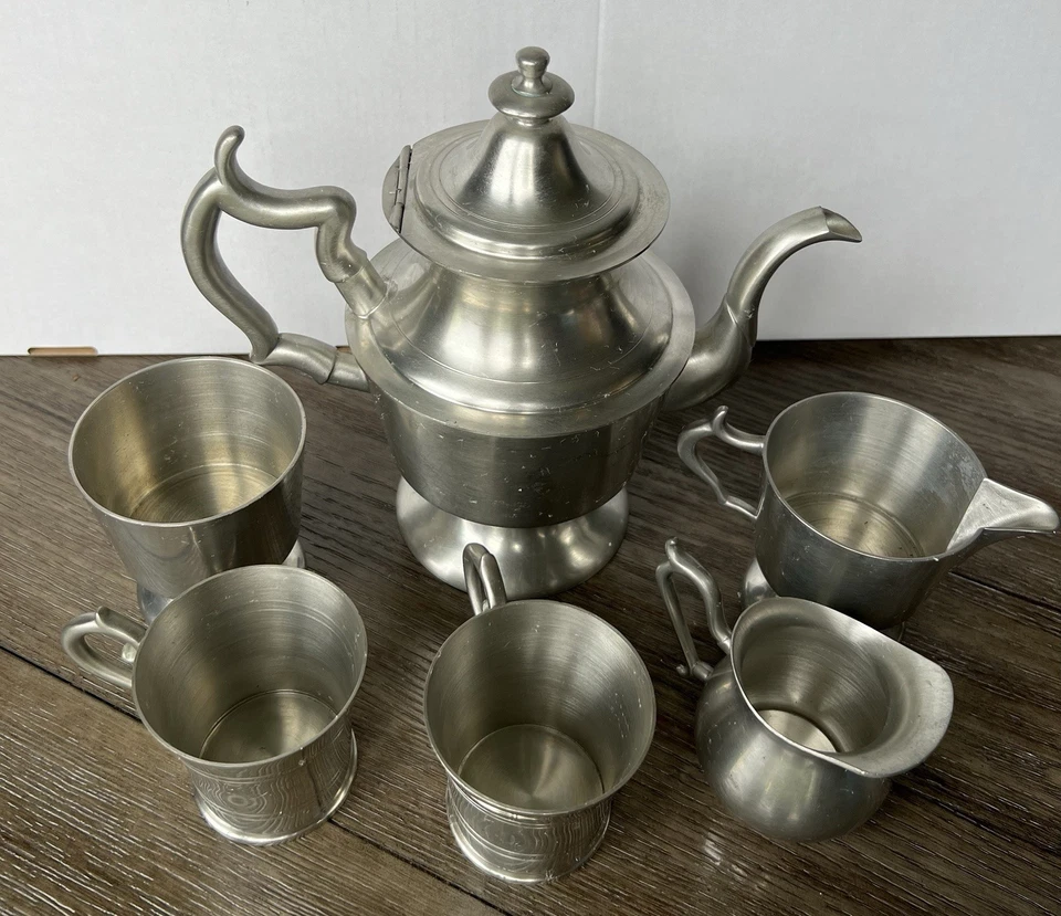 Cafetera de peltre Woodbury de colección de 6 piezas con tapa de 9" de alto, 10" de ancho con mango Foto 2 de 4