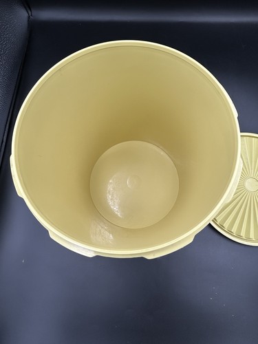 VINTAGE TUPPERWARE gelb 8tlg Set Stapelkanister 4 Kanister alle mit Deckel - Bild 10 von 11