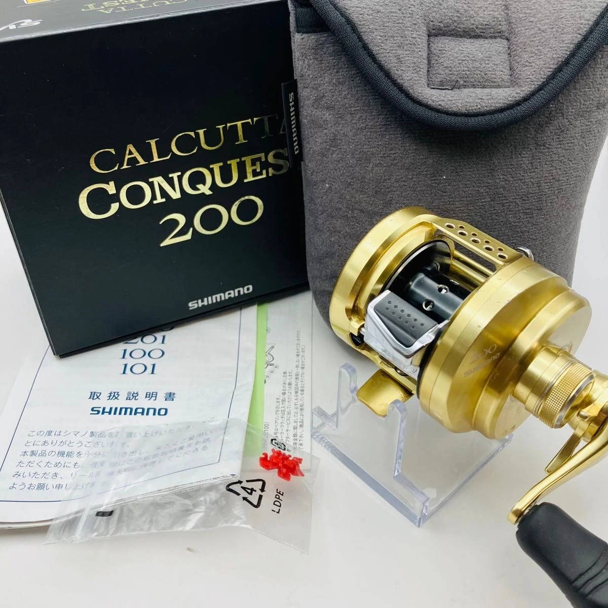 リール CALCUTTA 200 25+ Shimano Calcutta 200 Baitcasting Fishing Reels for sale