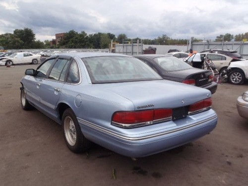 Colector de escape derecho pasajero 4,6 L para Ford Crown Victoria 95-02 - Imagen 8 de 12