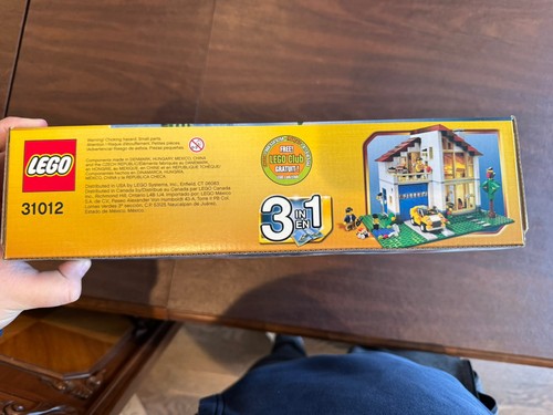 LEGO CREATOR: Family House (31012) NIB Sealed Retired - Picture 6 of 6