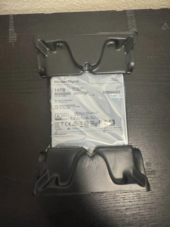 Western Digital DC HC550 16TB SATA 6Gb/s 7200RPM 3.5" Enterprise HDD – WUH721816 - Image 3 of 4