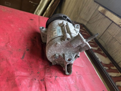 AC Compressor Fits 10-11 EQUINOX - Picture 2 of 12