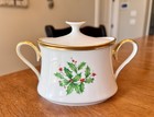 Lenox China Holiday 24KT Gold Trim Sugar Bowl & Lid Vintage Christmas 4 1/8”
