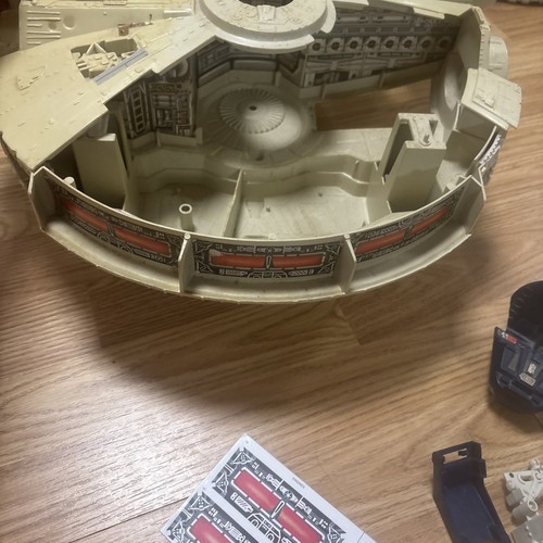 VINTAGE KENNER STAR WARS MILLENNIUM FALCON 1979 COMPLETE WORKING BATTERY - Picture 11 of 22