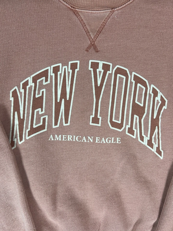 Sudadera Vintage American Eagle Para Mujer Rosa Mediana Nueva York Informal Foto 2 de 4