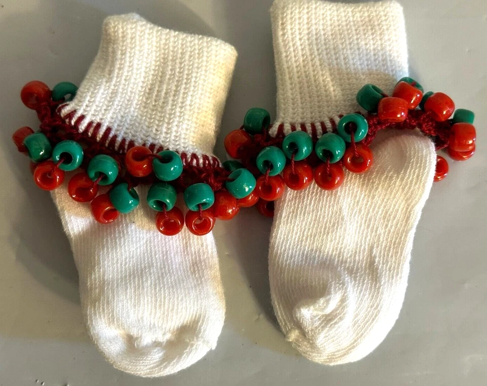 Calcetines Bobby Blancos con Acentos Navideños Cosidos Talla Bebés 0-6 meses NUEVO Foto 3 de 4