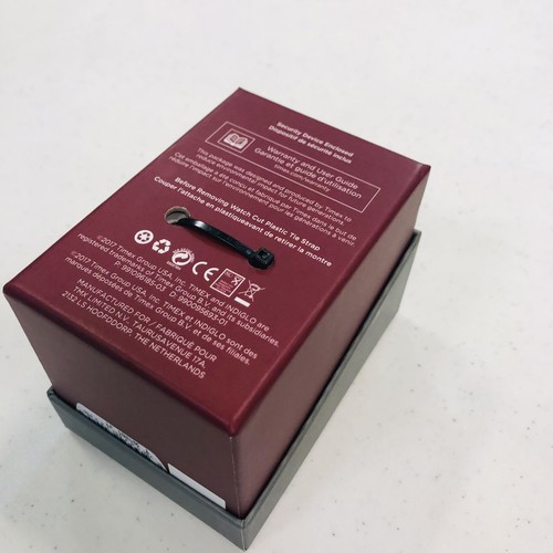 expedition metal field 37mm leather strap watch