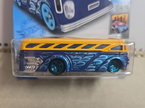Hot Wheels 2021 HW METRO #4/10 - SURFIN' SCHOOL BUS #55/250 - Bild 2 von 7