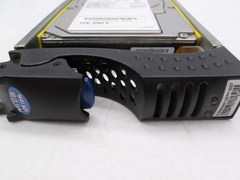 Seagate HP Cheetah 9V2007-021 146GB 10K RPM FC 3.5" HDD for DMX series - Image 2 of 4