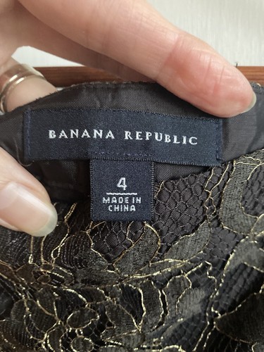 Falda lápiz Banana Republic dorada marrón de encaje forrada para mujer talla 4 - Imagen 3 de 5