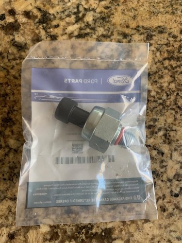 Ford Powerstroke 7.3 Motorcraft OEM Fuel Injection Pressure ICP F6TZ-9F838-A - Picture 2 of 3