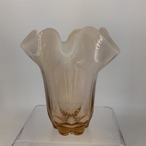 1940s Duncan Miller Canterbury Pink Opalescent Crimped Vase Petal Bottom 8" Tall - Picture 2 of 12