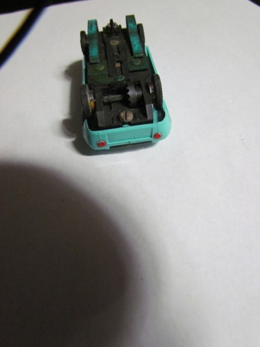 Aurora Lola GT in Rare Turquoise w White/ Black Stripe Slot Car - Picture 7 of 8